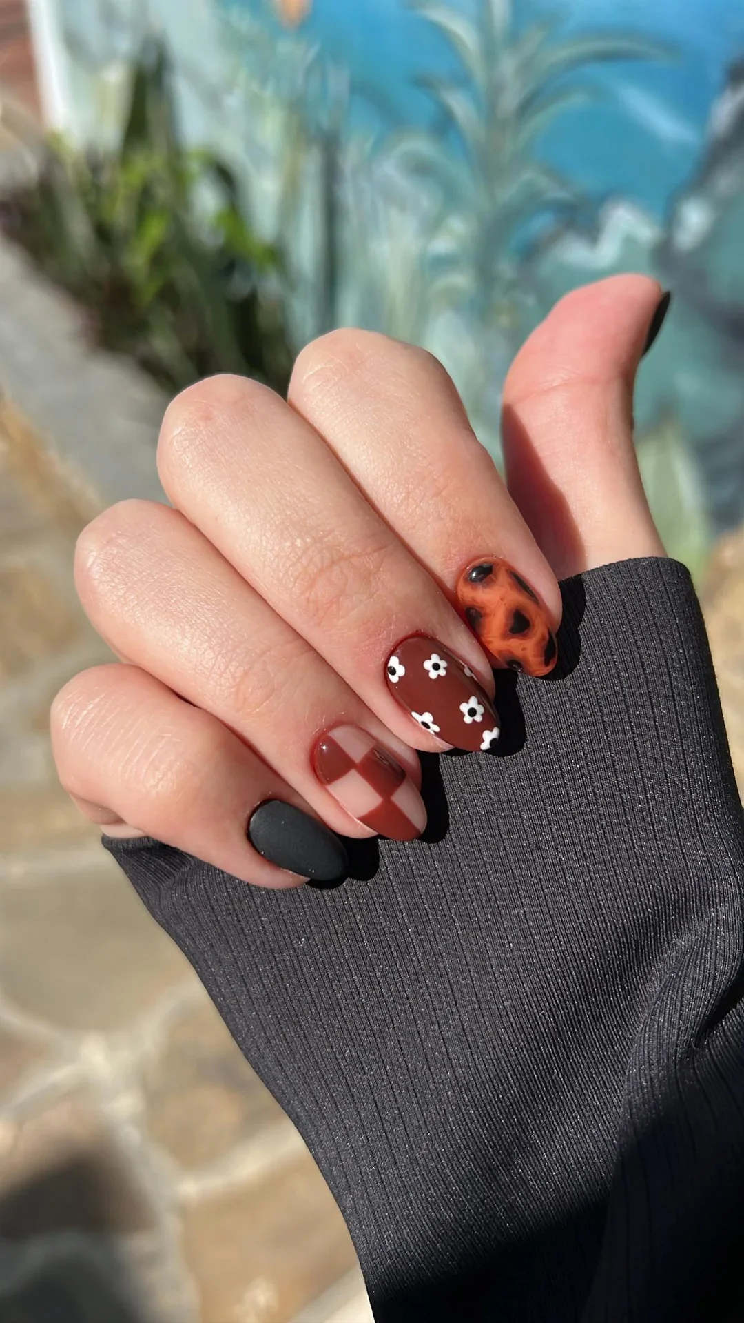 22 Brown Nails For Elegant Everyday Fall 2026 Manicure