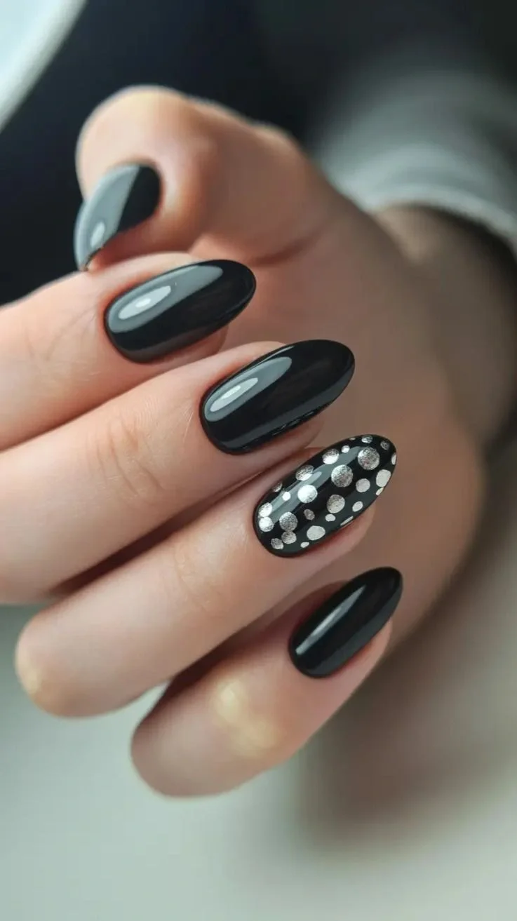 23 Trendy Nail Designs For Every Nail Shape For Fall 2026