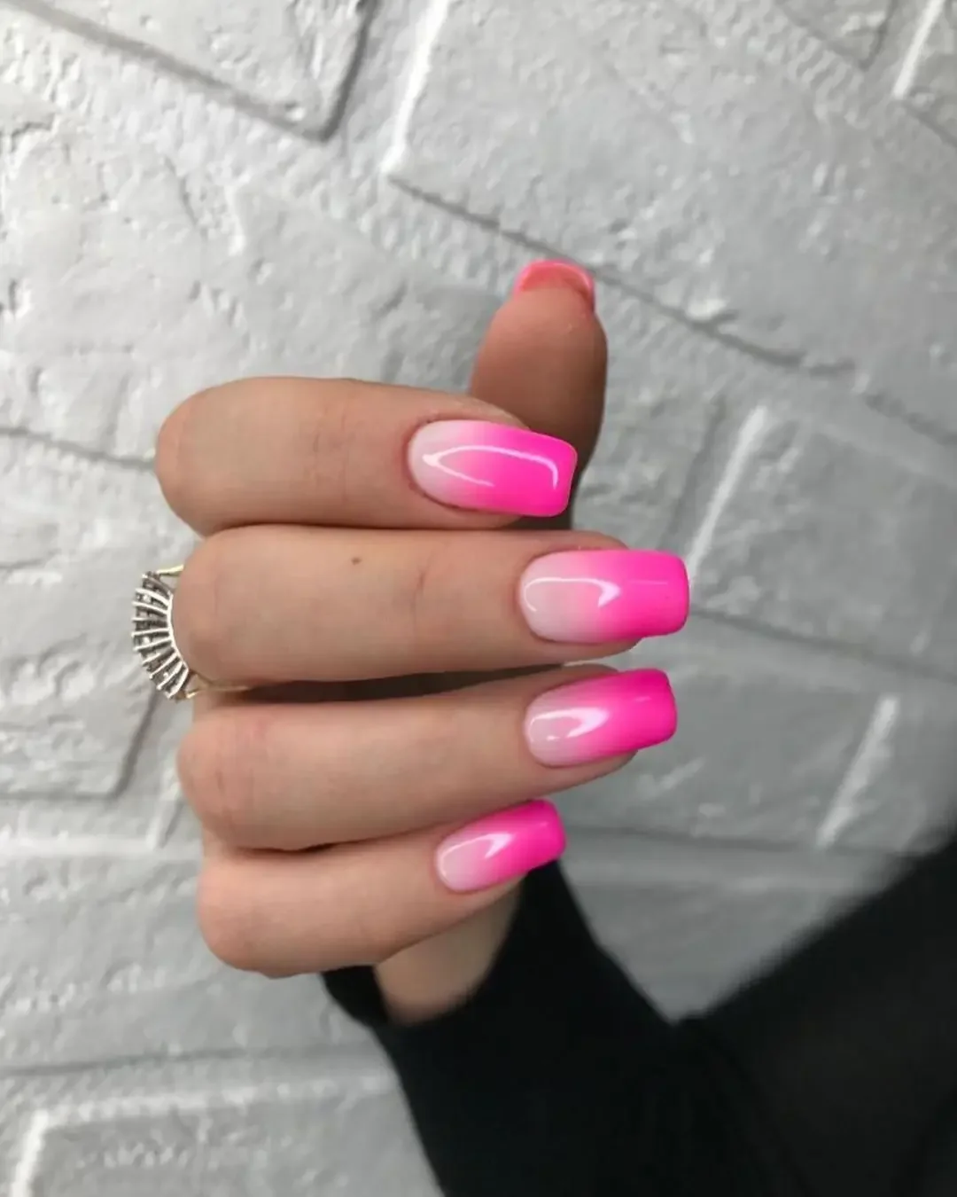 22 Classy Square Nails for Professional Women: Elegant Manicure Ideas