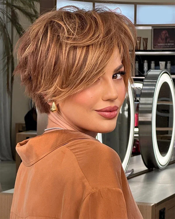 24 Easy Layered Haircuts For Women For Fall 2026