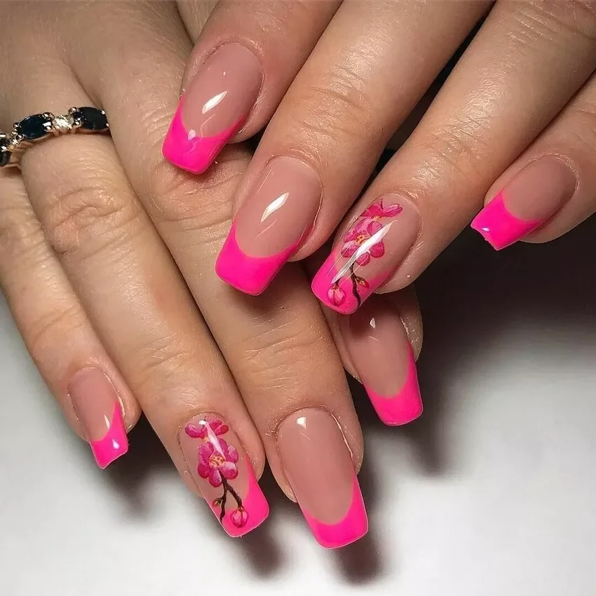 22 Classy Square Nails for Professional Women: Elegant Manicure Ideas