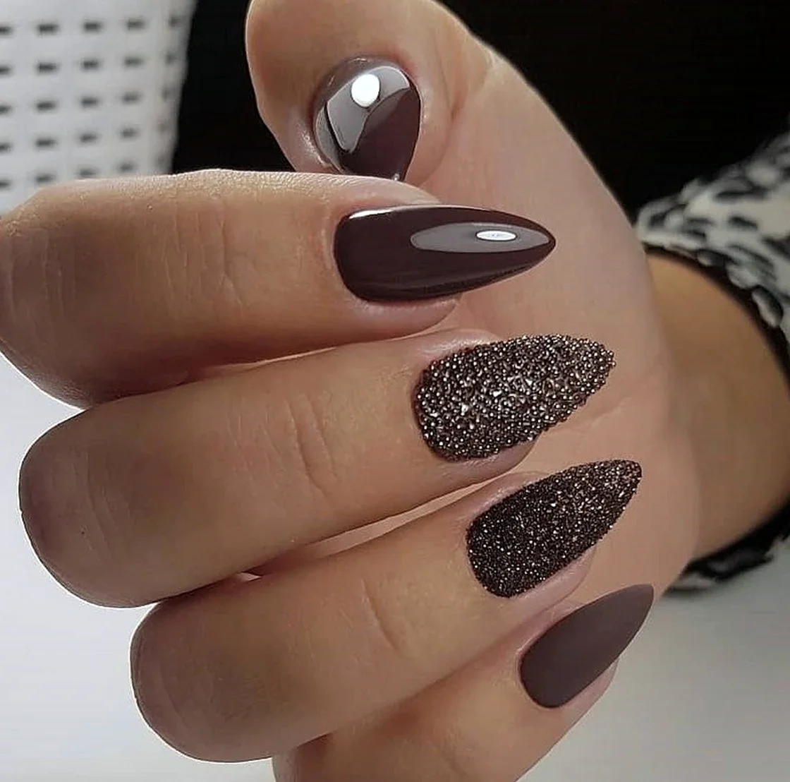 Chocolate Brown Fall Nails 2026 Designs: 29 Trendy Ideas