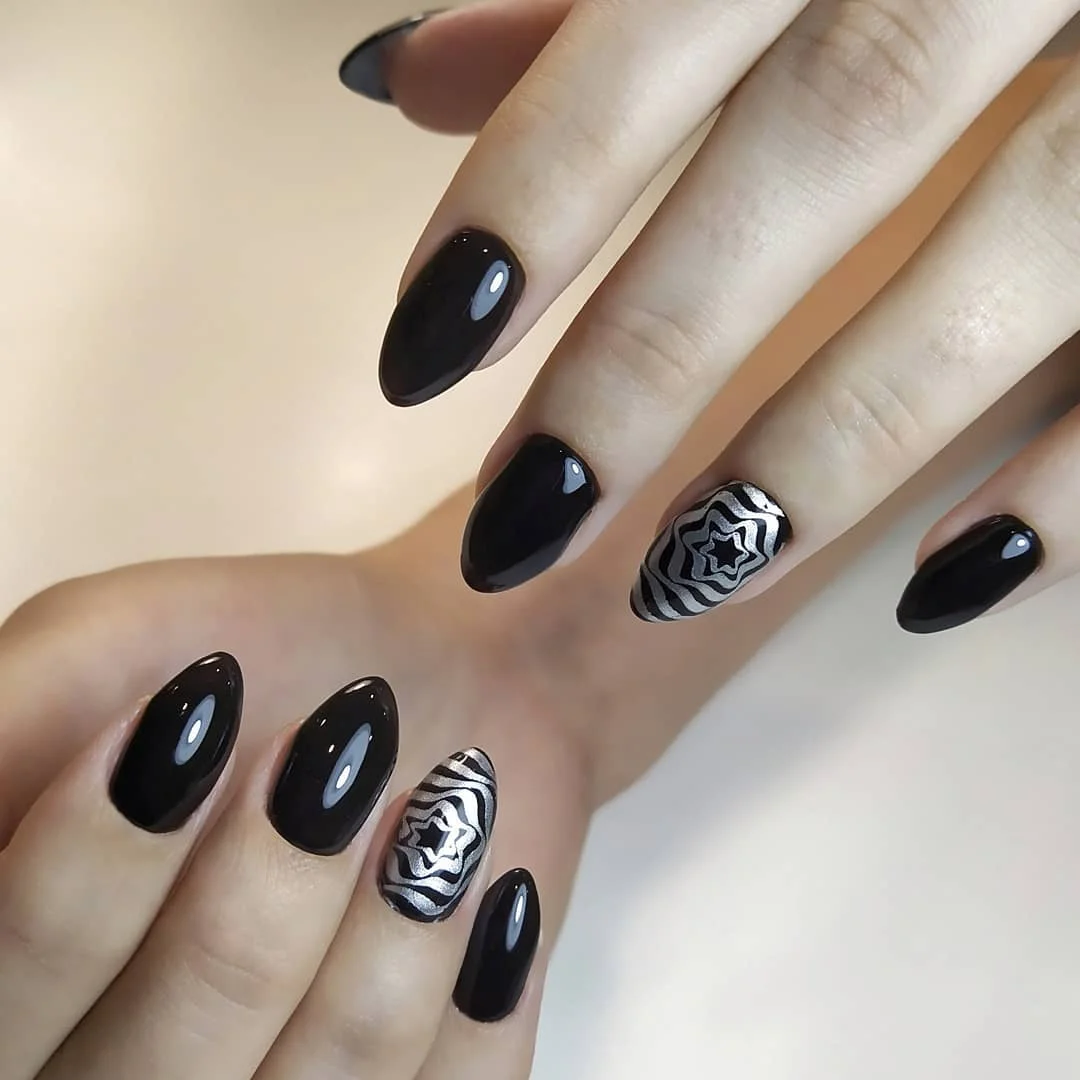 Elegant Almond Nails With Chrome Finish: 23 Stylish Ideas for 2026