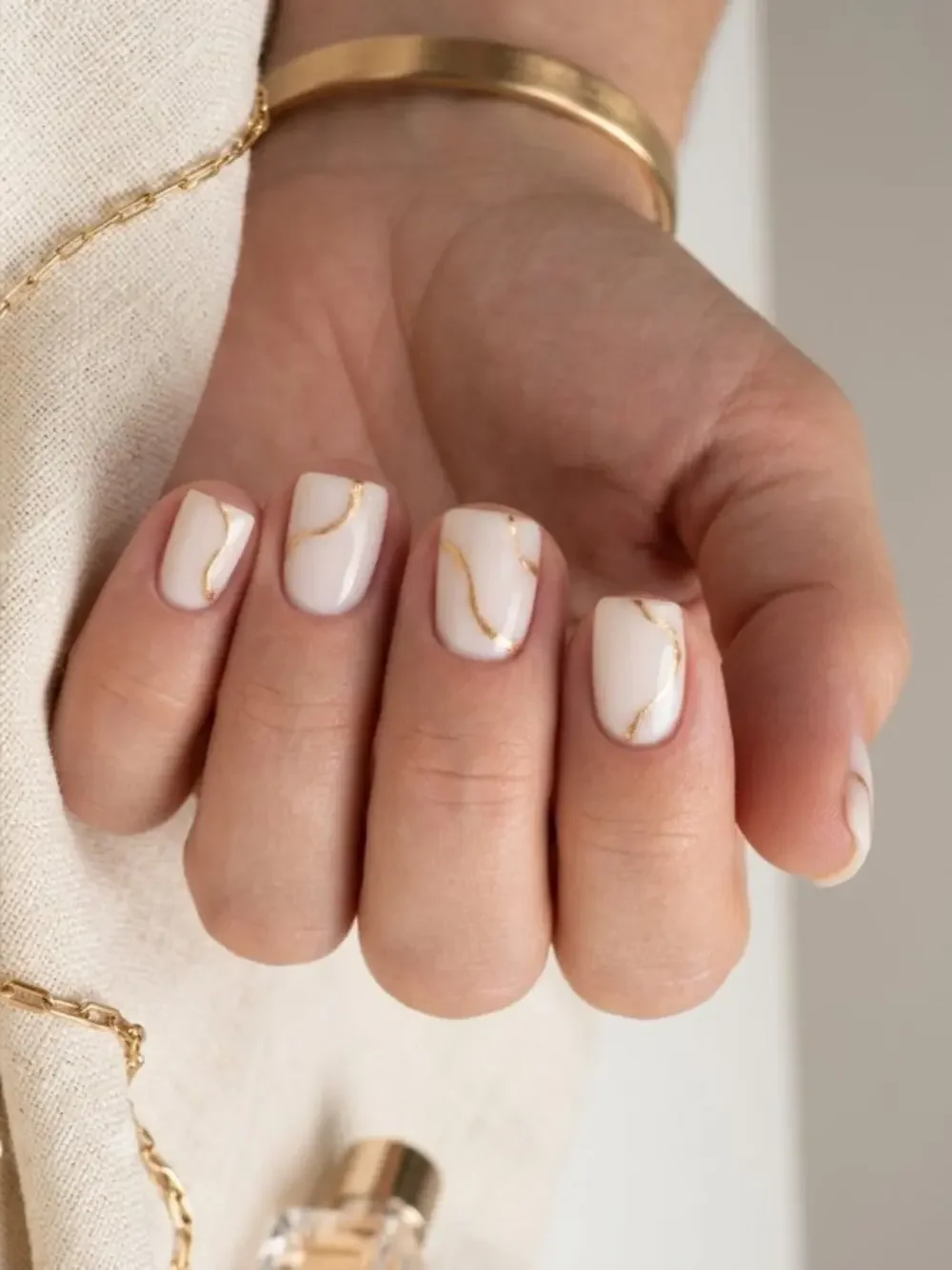 27 Beautiful Nail Colors For Every Skin Tone For Fall 2026