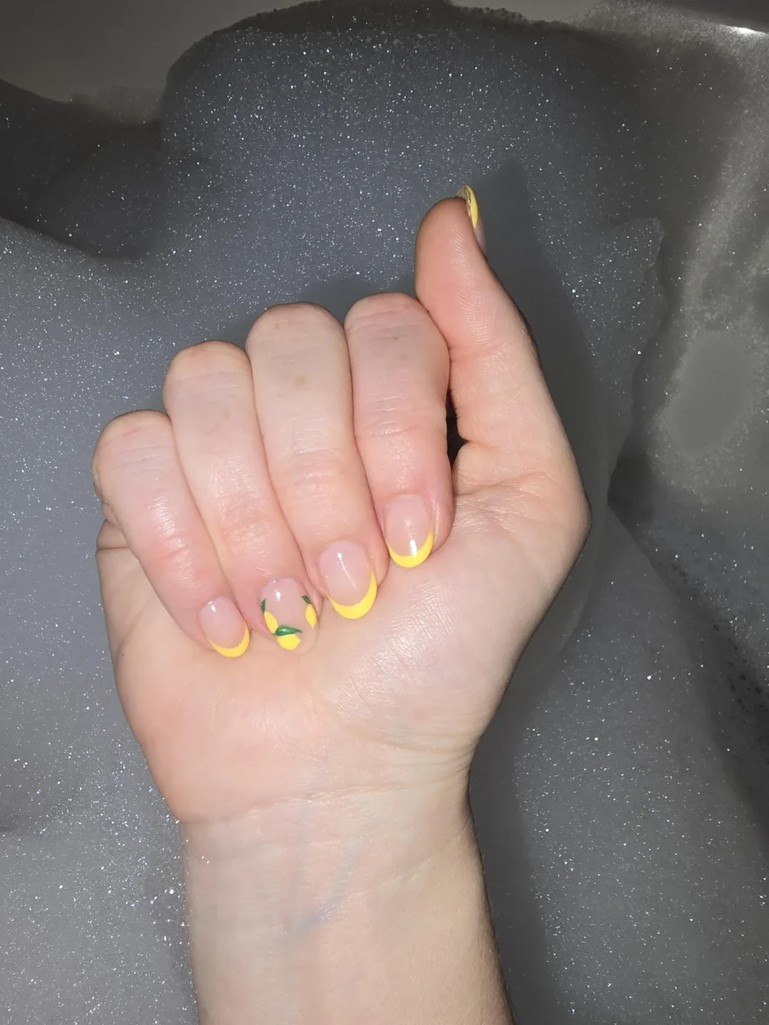 Butter Yellow Nails Fall Color Trends 2026: Chic Fall Manicure Ideas