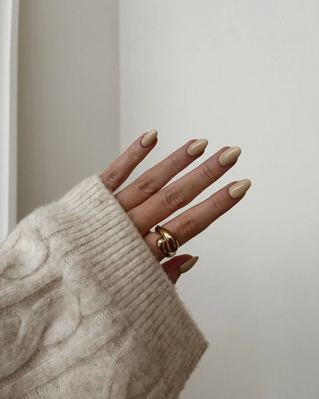 27 Beautiful Nail Colors For Every Skin Tone For Fall 2026