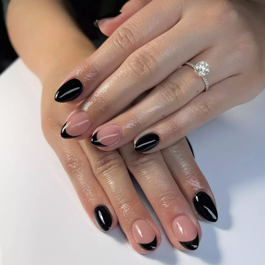 30 Modern Fall French Tips With Creative Nail Designs