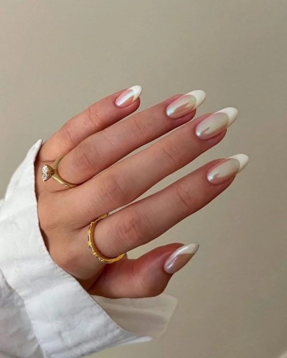 25 Glazed Donut Nails With Chrome Finish Effect