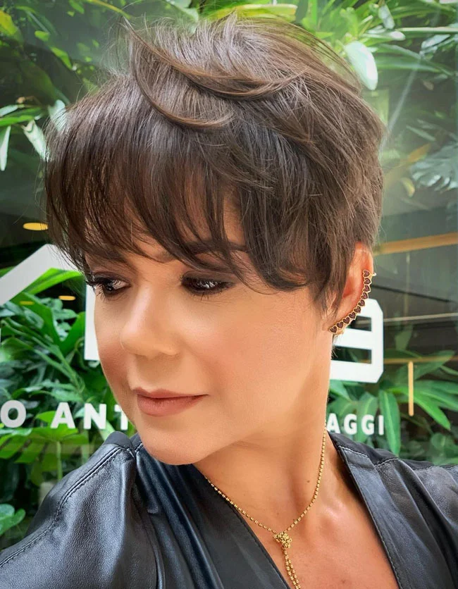22 Best Haircuts for Fall 2026 Vibes to Try This Season