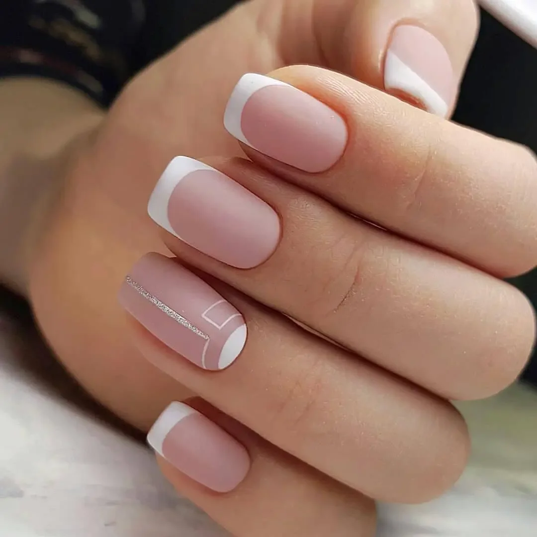 30 Modern Fall French Tips With Creative Nail Designs