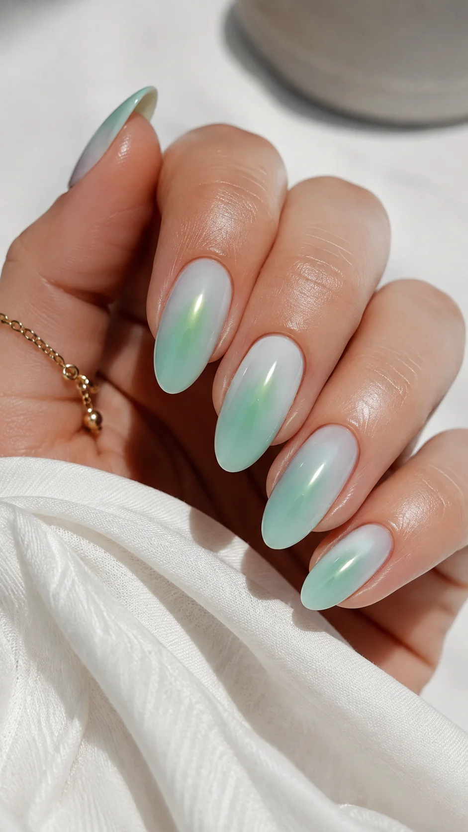 22 Aura Nails With Soft Blended Colors You'll Want to Wear in 2026