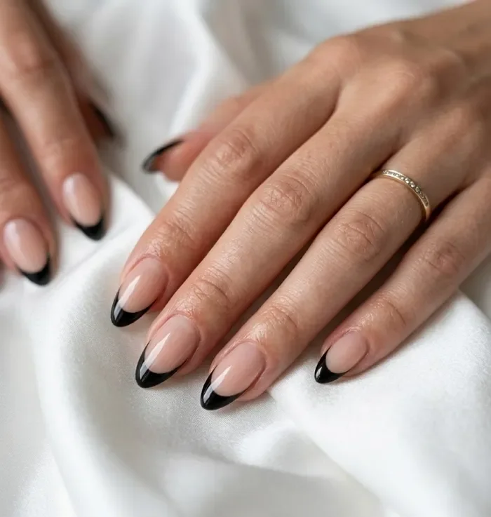 30 Modern Fall French Tips With Creative Nail Designs