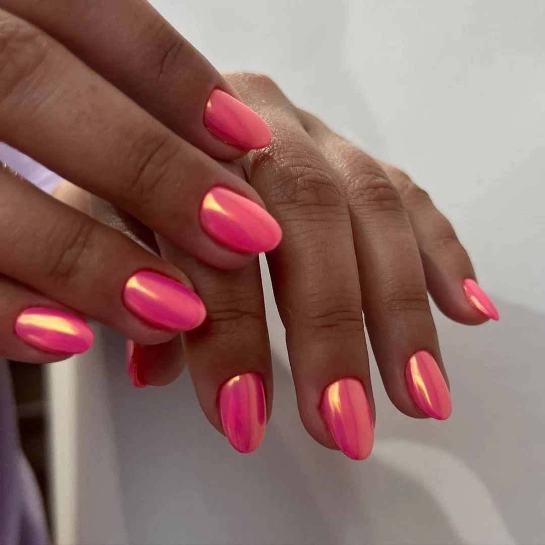 25 Glazed Donut Nails With Chrome Finish Effect