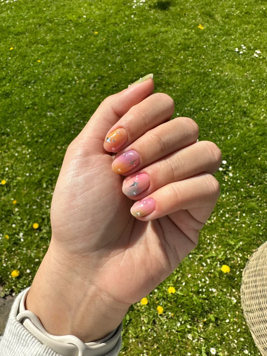 22 Aura Nails Design With Soft Color Blends: Dreamy Ideas