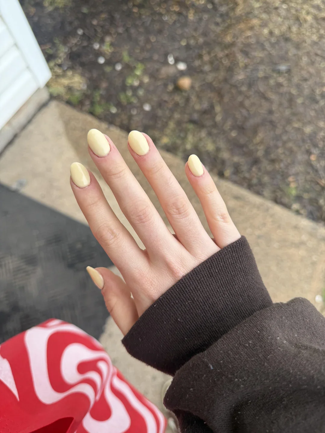 Butter Yellow Nails Fall Color Trends 2026: Chic Fall Manicure Ideas