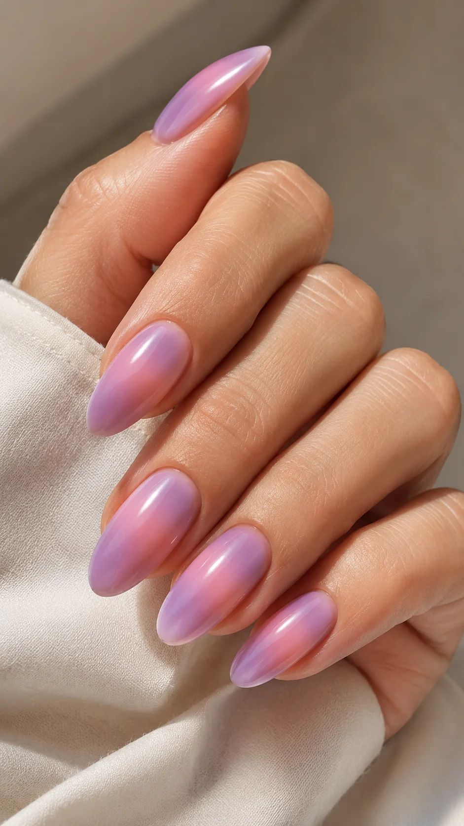22 Aura Nails With Soft Blended Colors You'll Want to Wear in 2026