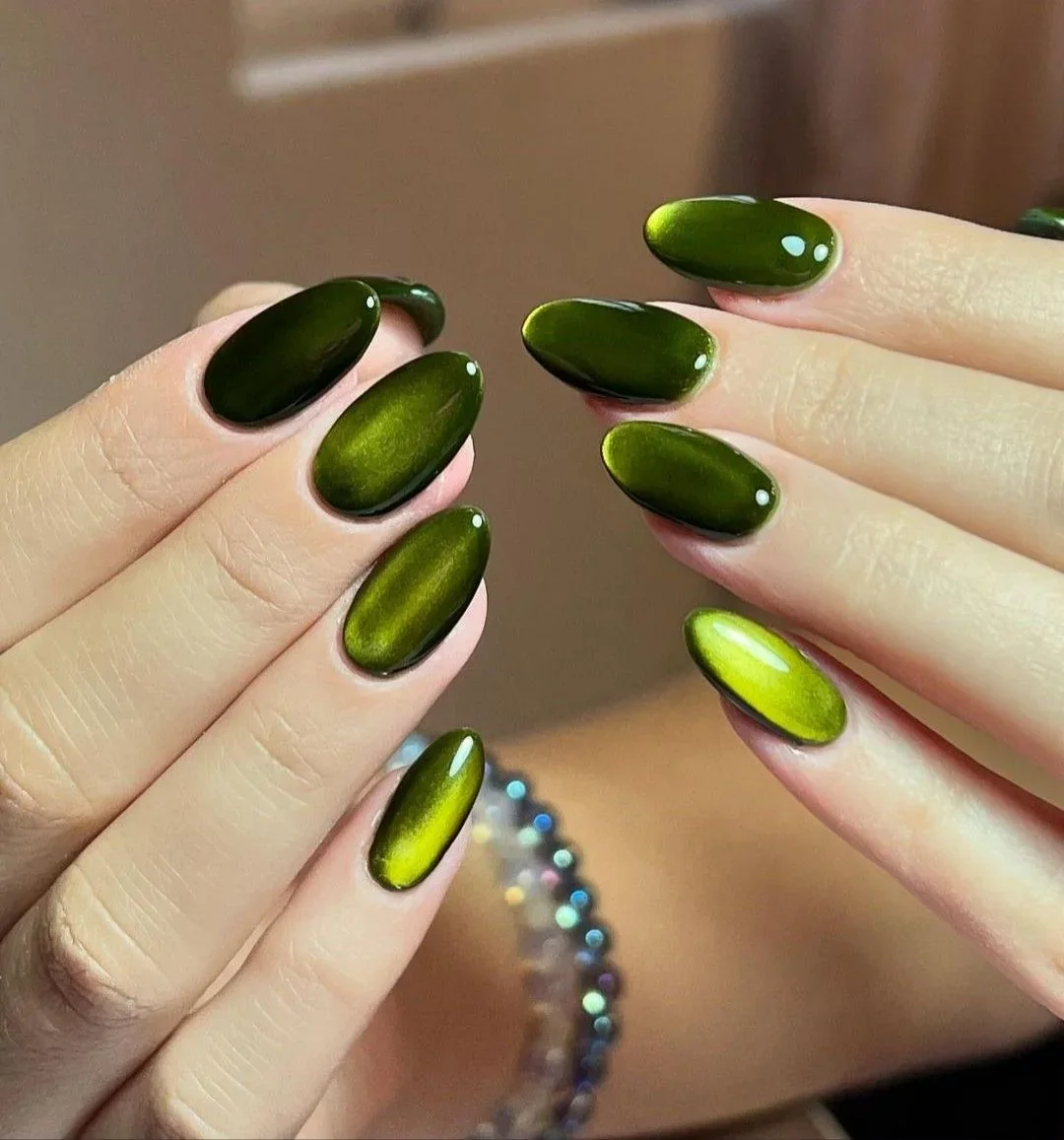 26 Olive Green Fall Nails 2026 Ideas for a Chic Autumn Manicure