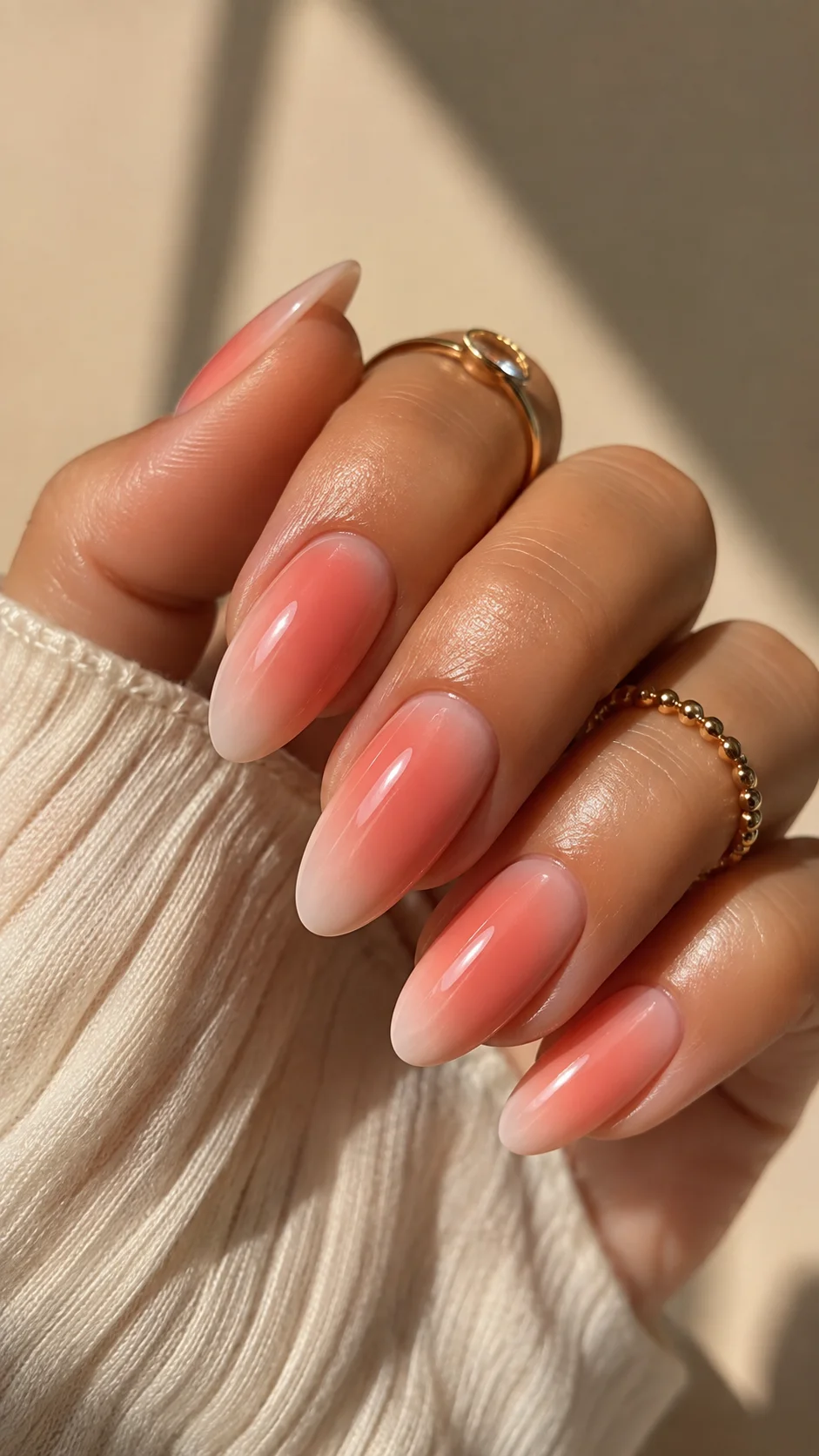22 Aura Nails With Soft Blended Colors You'll Want to Wear in 2026