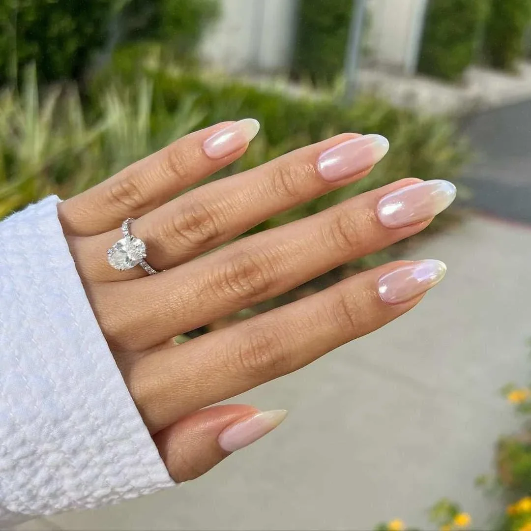 Elegant Almond Nails With Chrome Finish: 23 Stylish Ideas for 2026