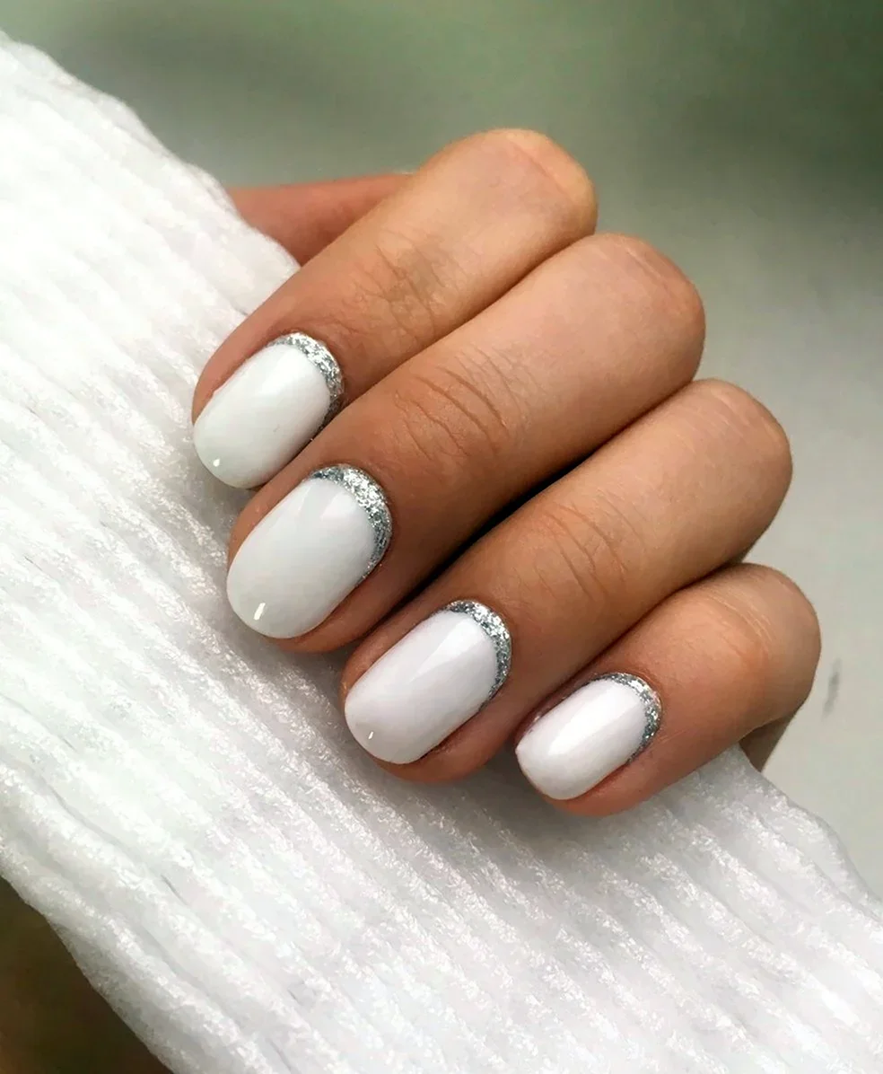 20 Milky White Nails With Shimmer Accents: Elegant 2026 Manicure Ideas