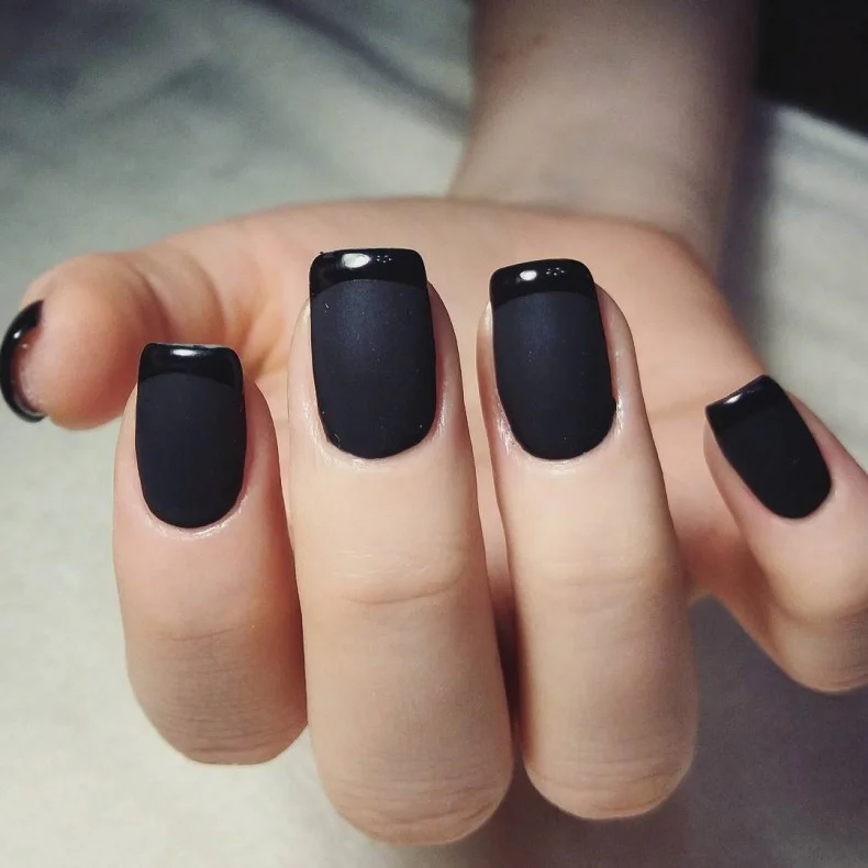 22 Classy Square Nails for Professional Women: Elegant Manicure Ideas
