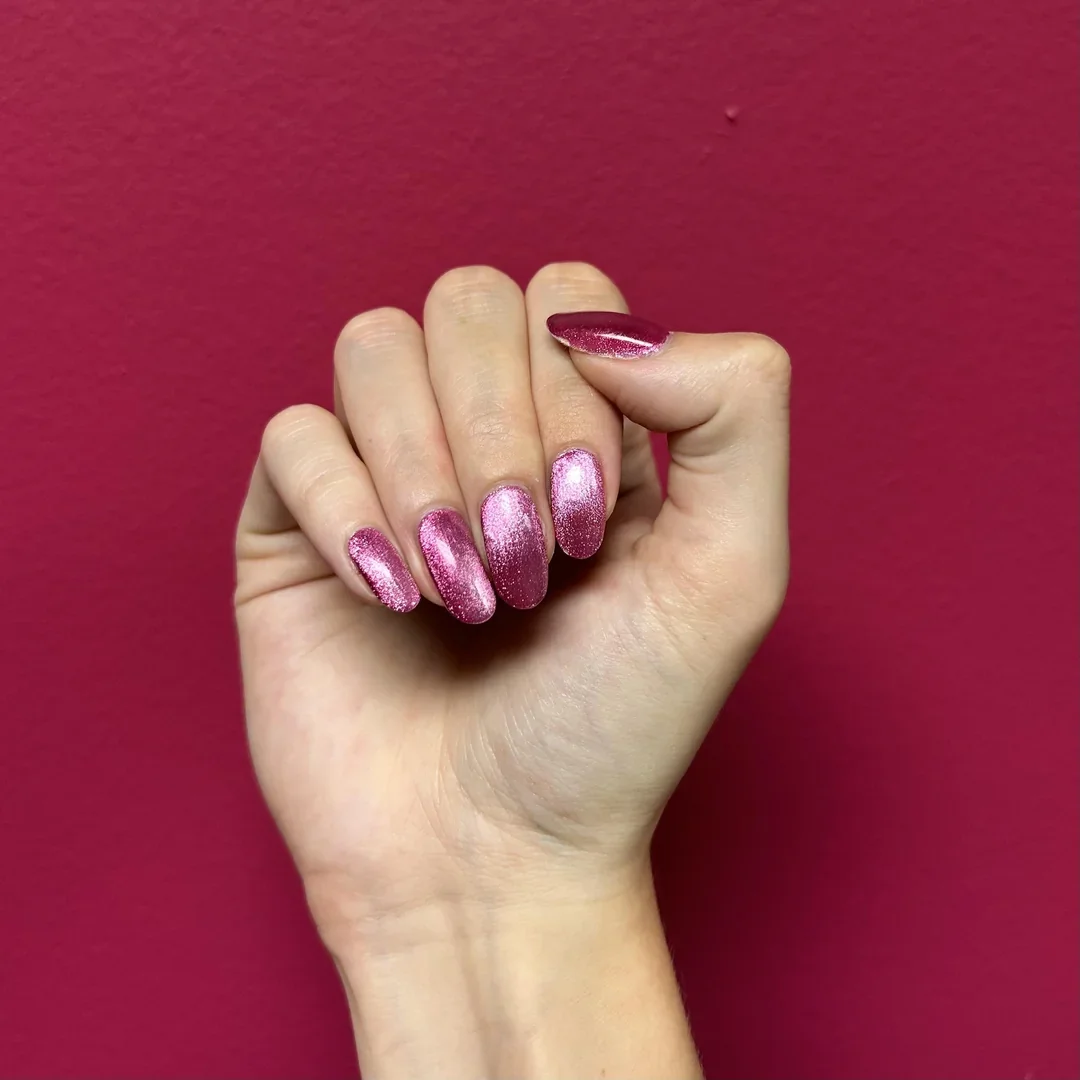 21 Soft Pink Nails With Pearl Details Fall 2026