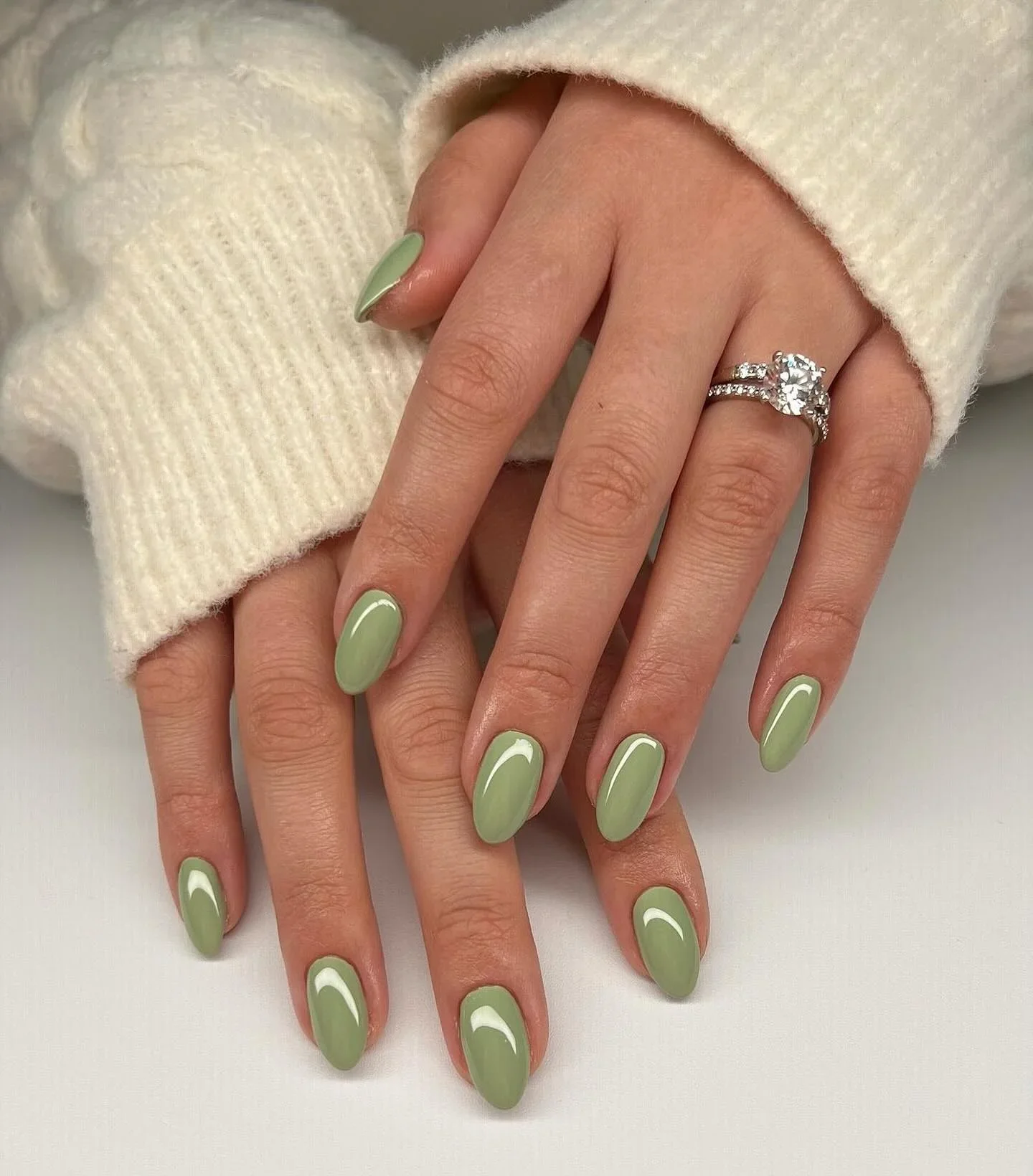 Elegant Almond Nails With Chrome Finish: 23 Stylish Ideas for 2026