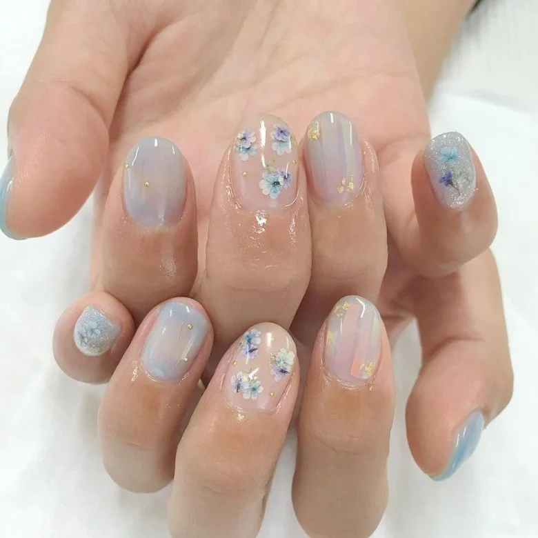 Fall Colored Glass Gel Nails: 19 Stunning Ideas for 2026