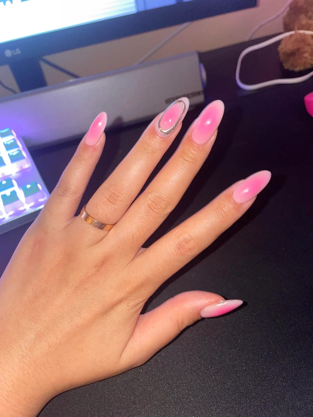 22 Aura Nails Design With Soft Color Blends: Dreamy Ideas