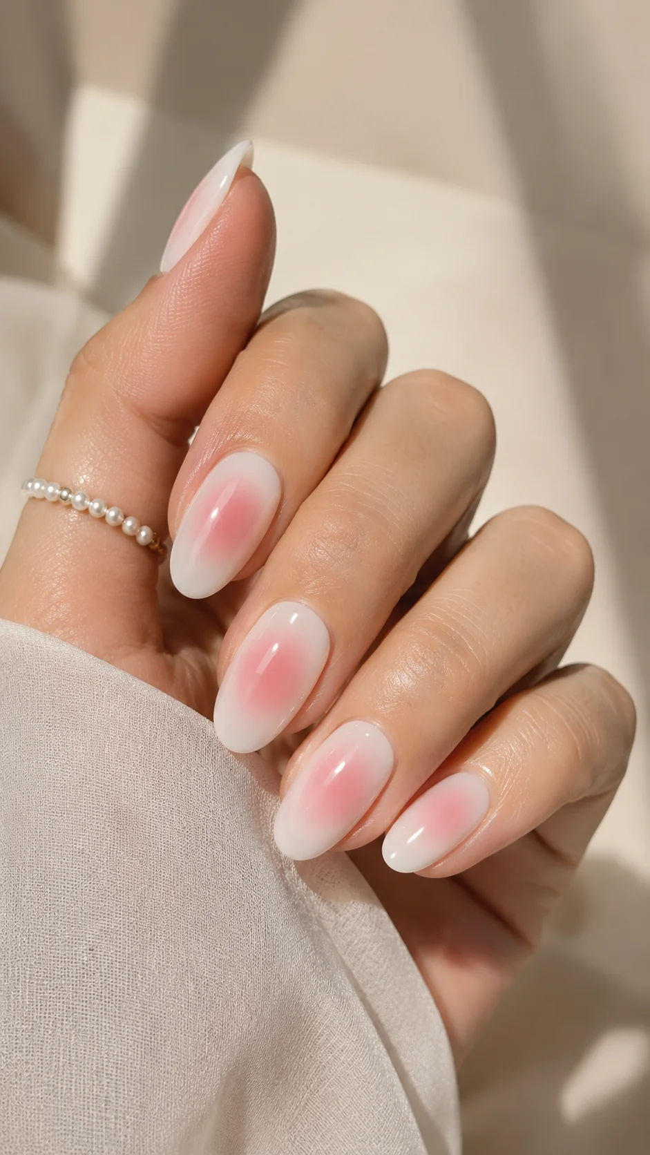22 Aura Nails With Soft Blended Colors You'll Want to Wear in 2026