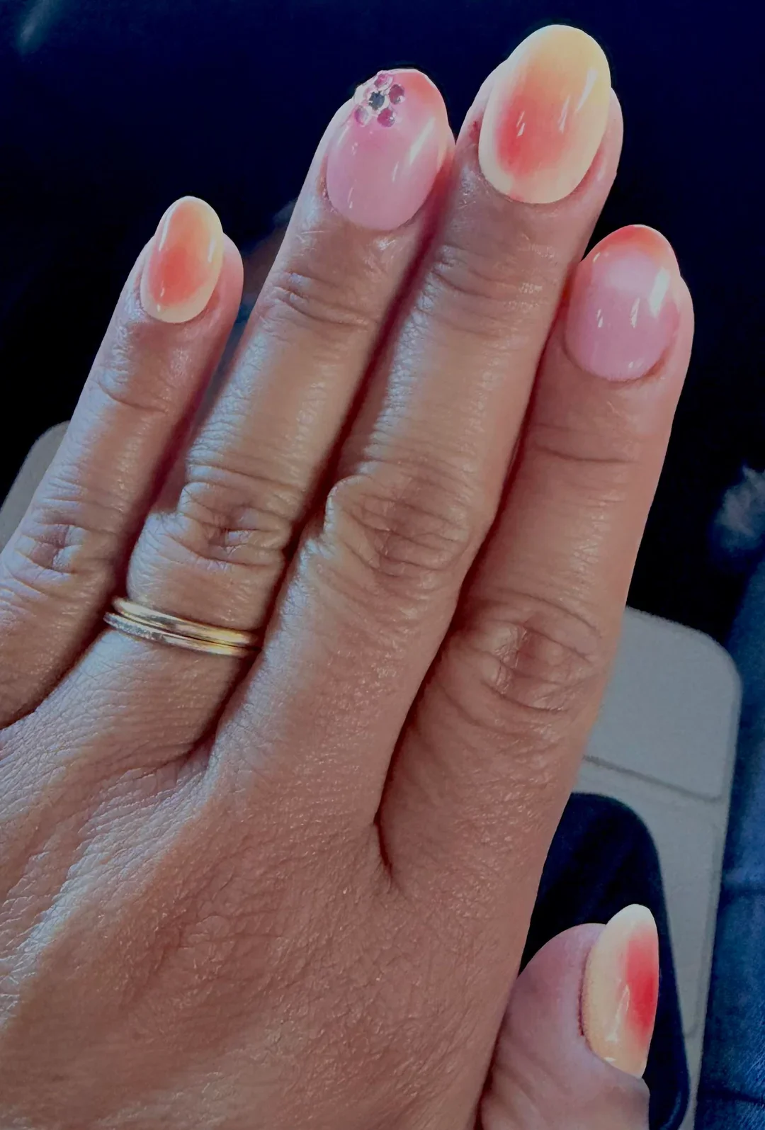 22 Aura Nails Design With Soft Color Blends: Dreamy Ideas