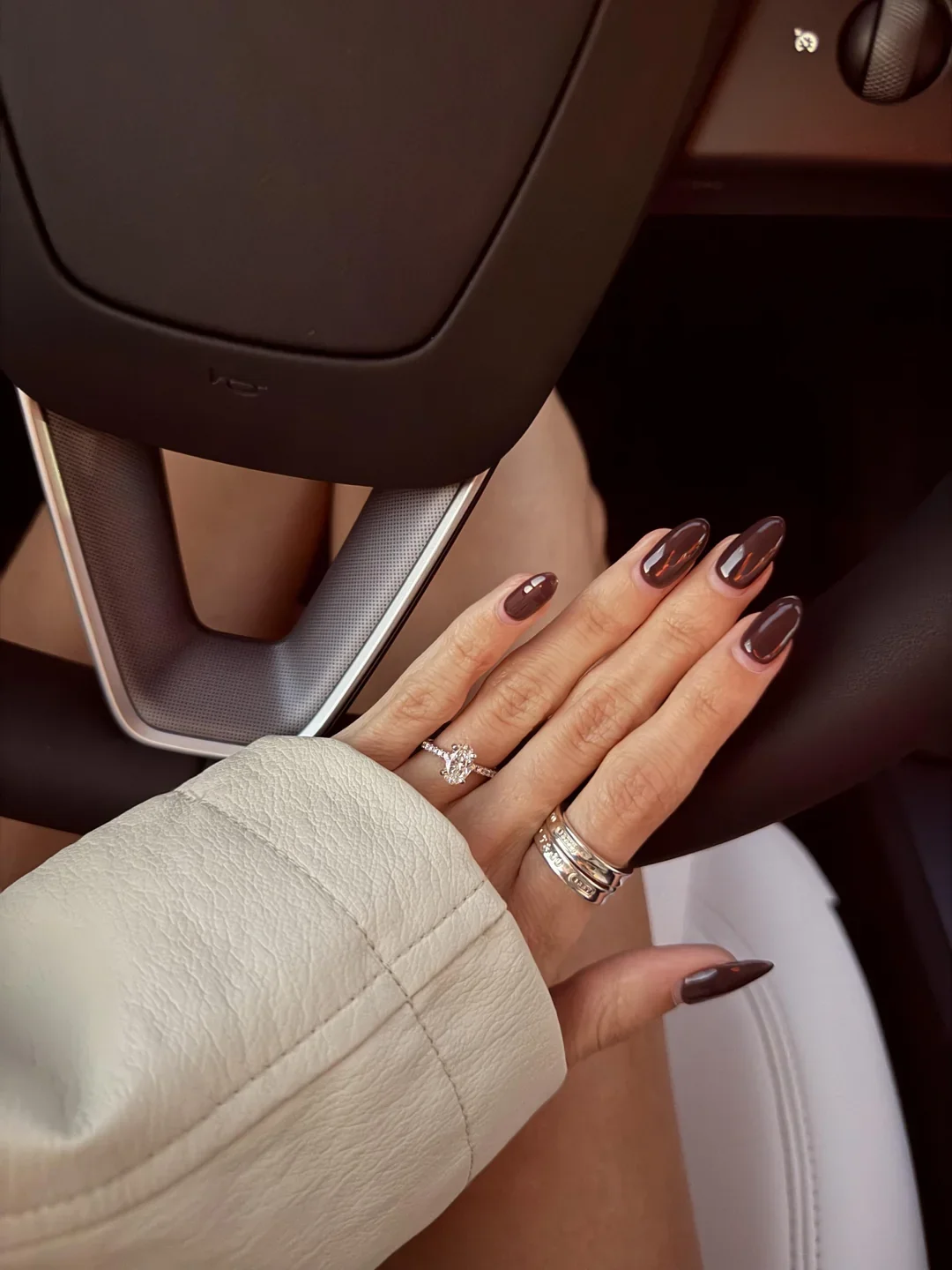 22 Brown Nails For Elegant Everyday Fall 2026 Manicure