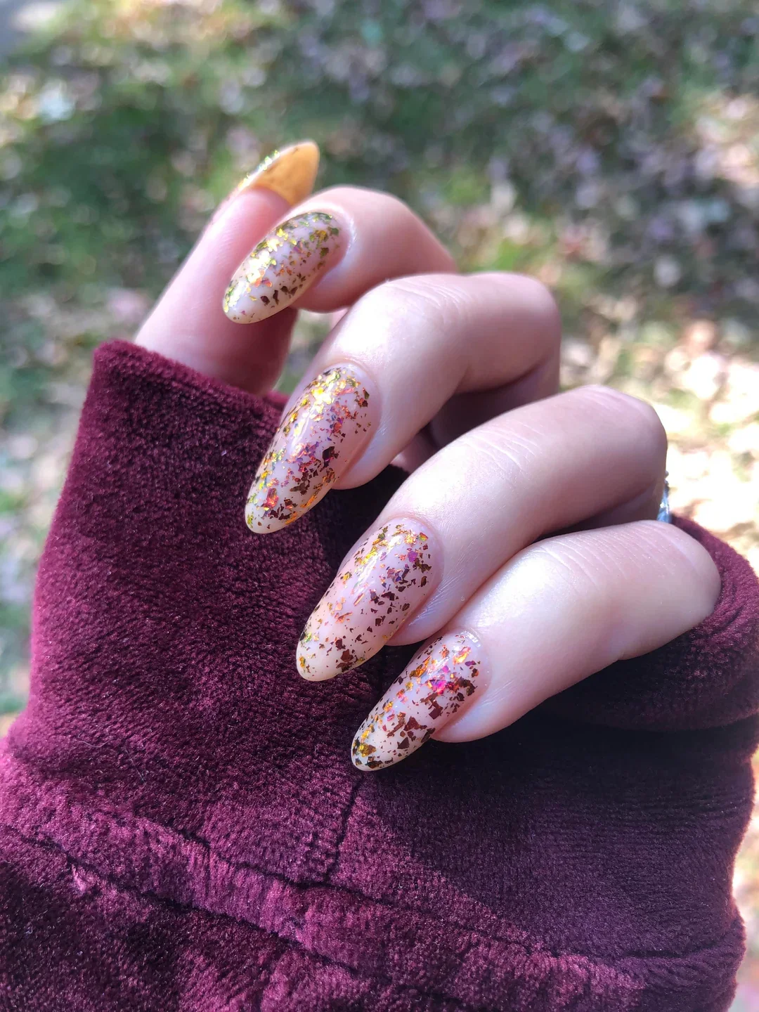 23 Trending Nail Colors And Designs For Fall 2026