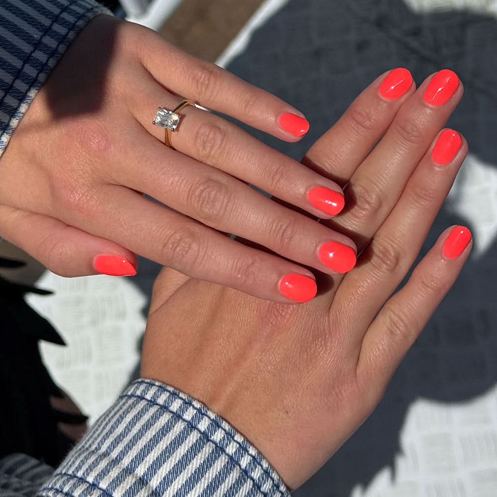 Summer Visual Idea Summer Visual Idea — Coral Nails