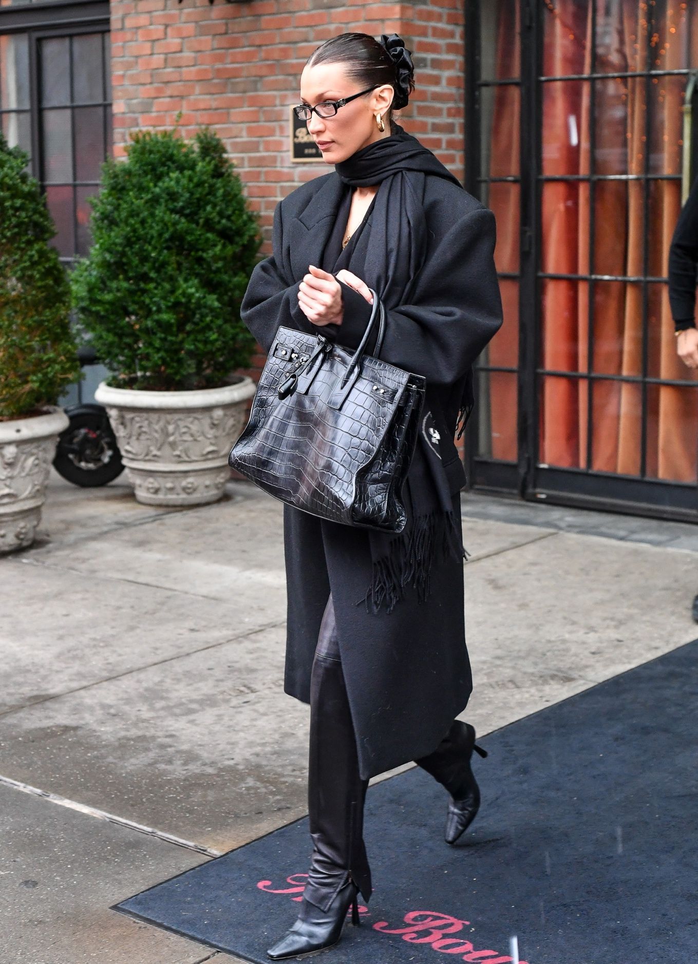Monochromatic Wool Ensemble with Structured Tote Monochromatic Wool Ensemble with Structured Tote — Office Siren Outfits