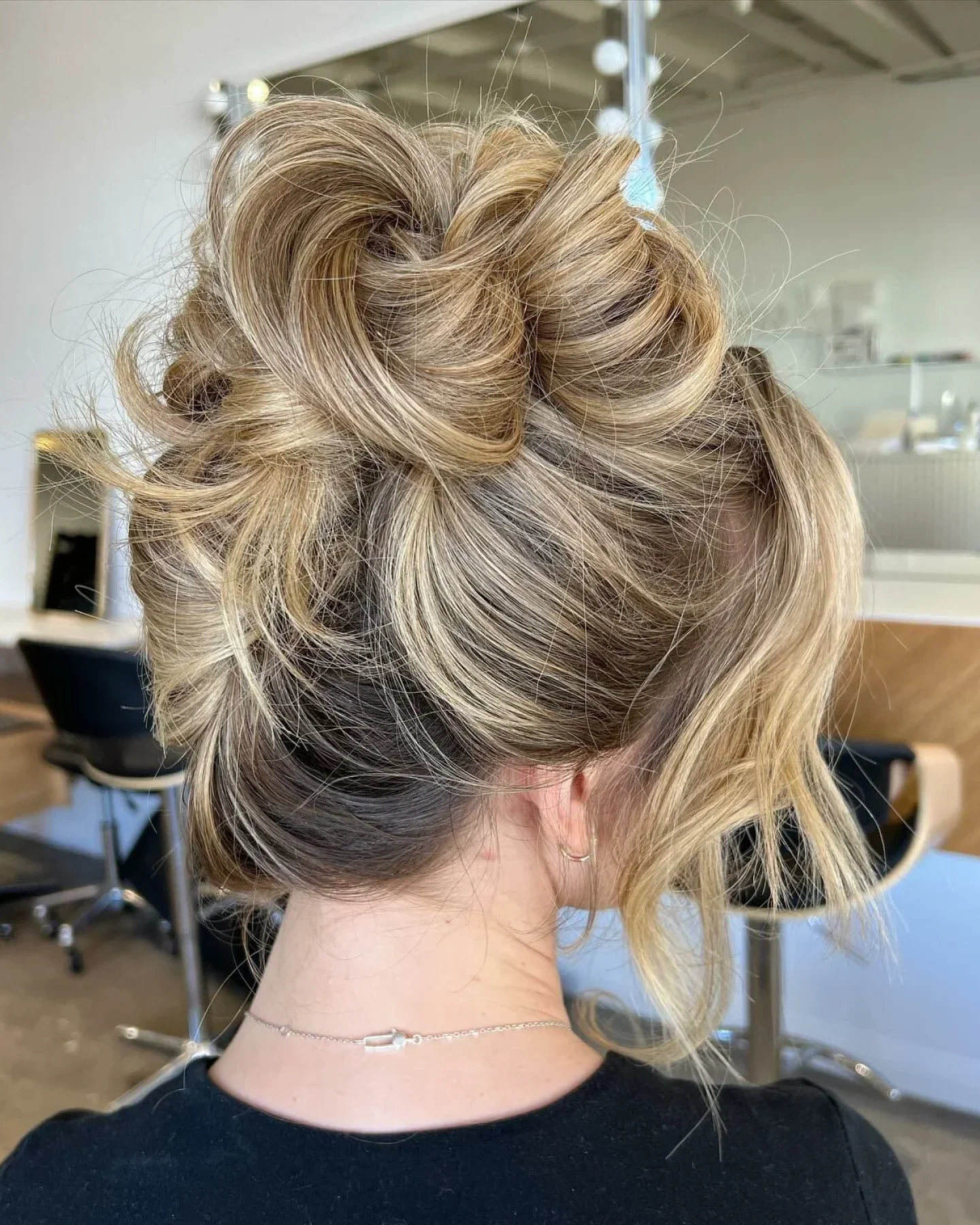 22 Simple and Beautiful Everyday Hairstyles for 2026