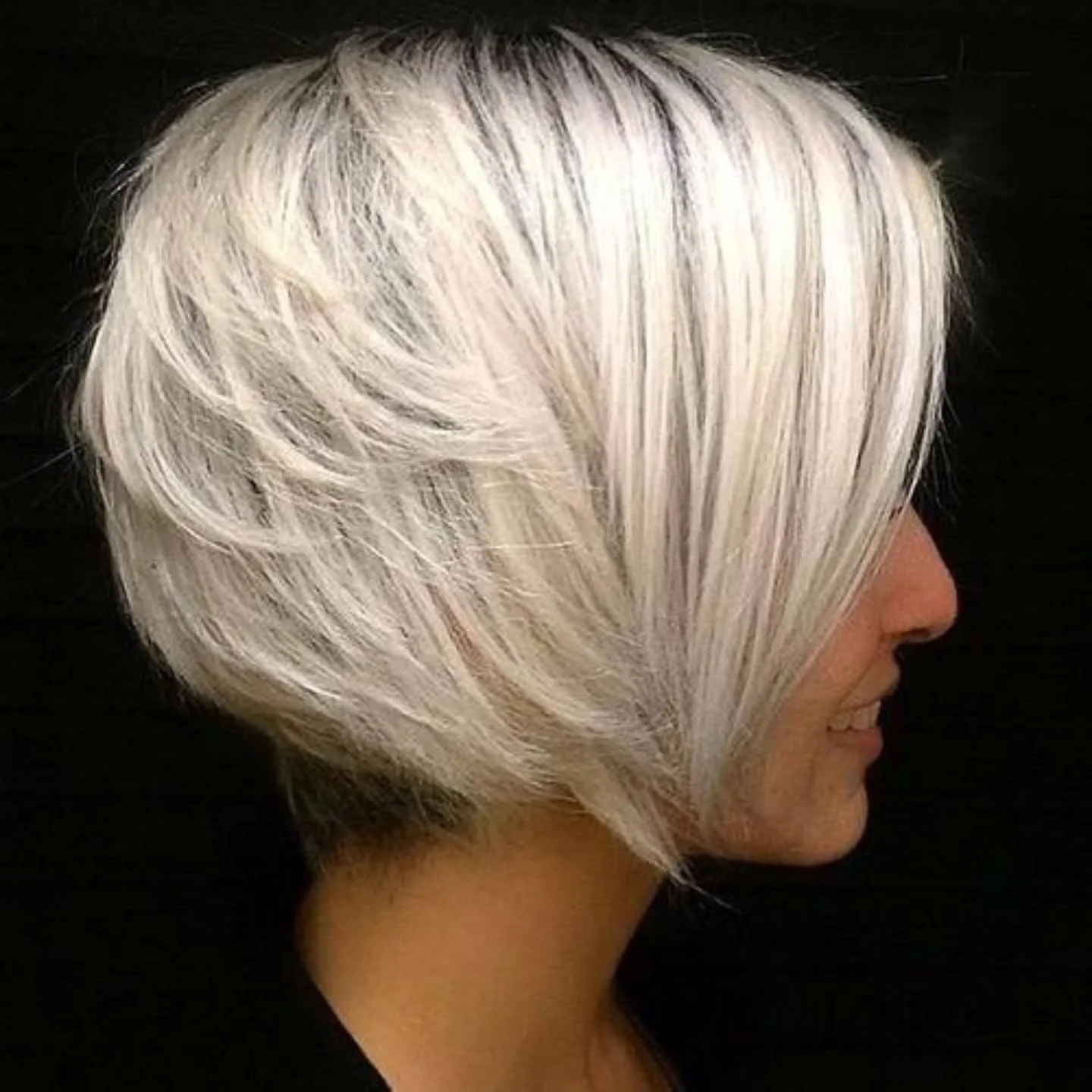 27 Stacked Angled Bob Haircuts for Modern Women