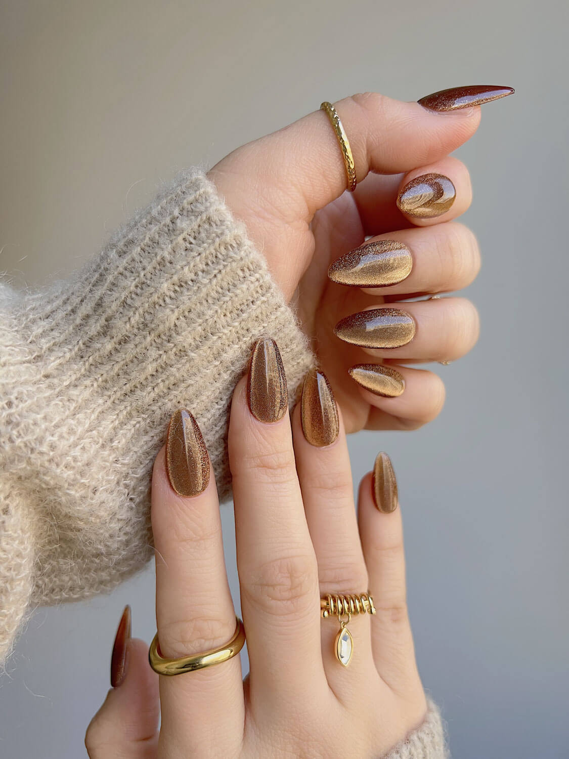 Light Brown Color Cat-eye Nails — Brown Cat Eye | Joyee Nails