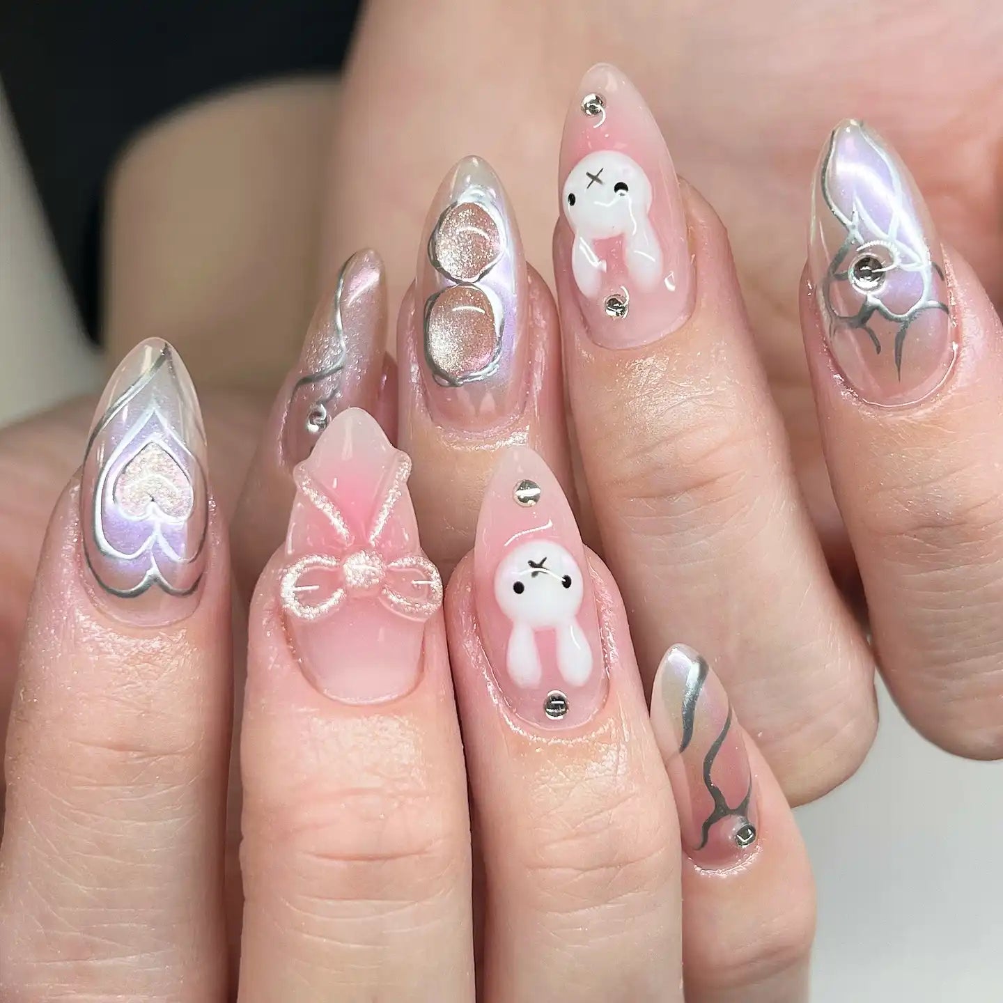 Glossy With Iridescent Shimmer 3D Bunny Chrome Stiletto Nails Glossy With Iridescent Shimmer 3D Bunny Chrome Stiletto Nails — Kawaii Nails