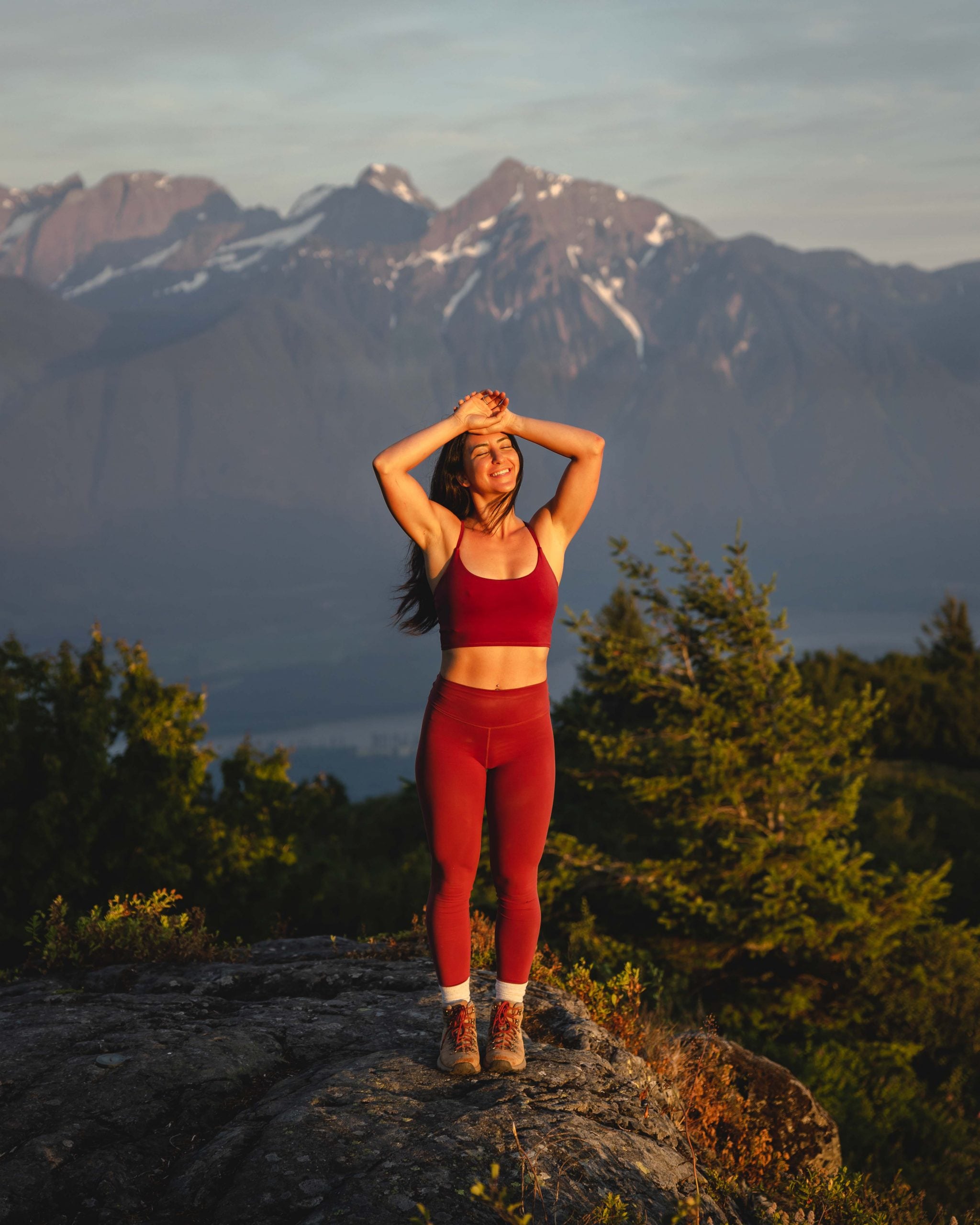 Red Matching Sports Bra and Leggings Set — Hiking Outfits