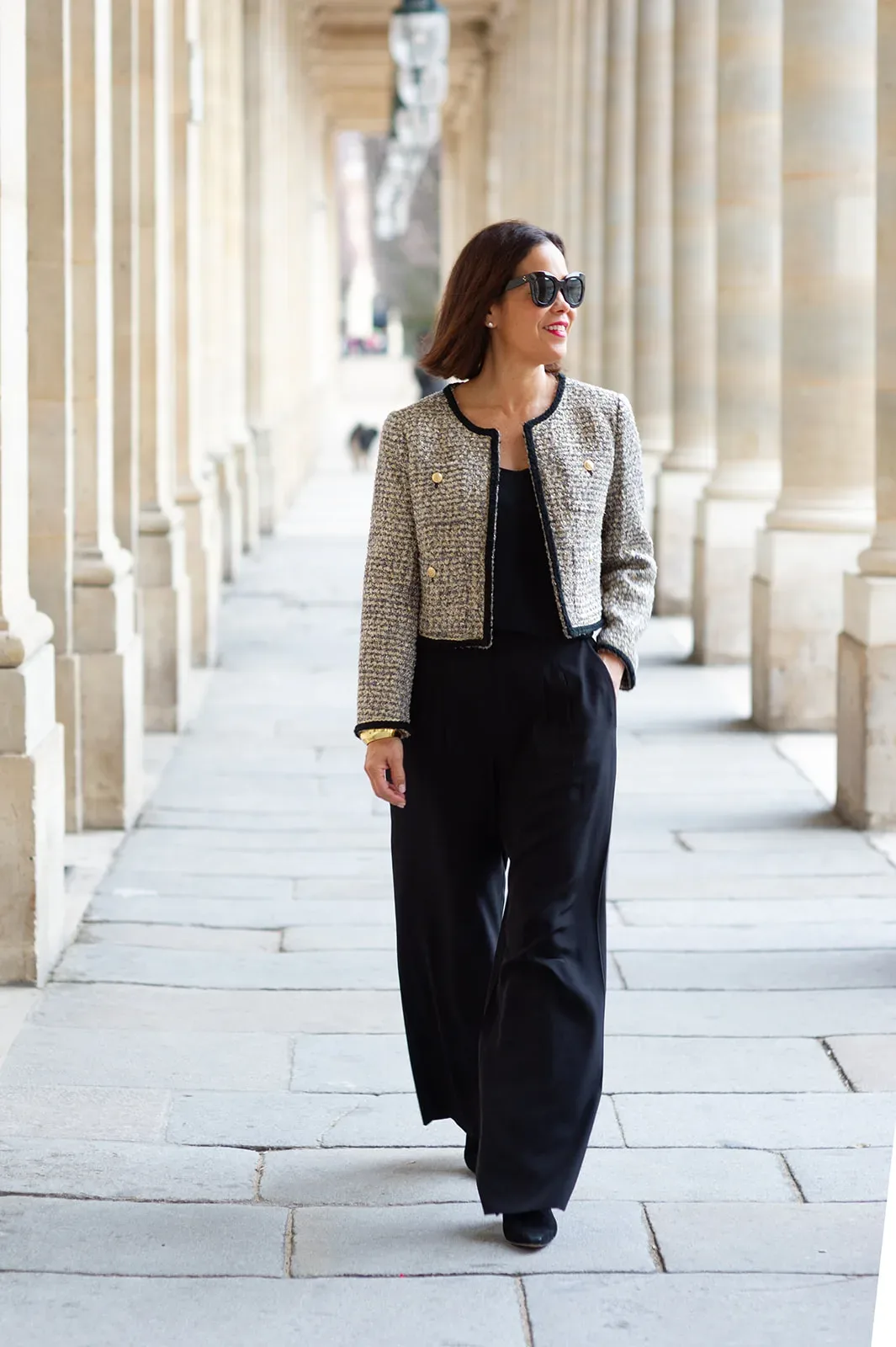 Tweed Cropped Jacket and Wide-Leg Trousers: Modern Smart Casual Tweed Cropped Jacket and Wide-Leg Trousers: Modern Smart Casual — Outfits for Women Over 40