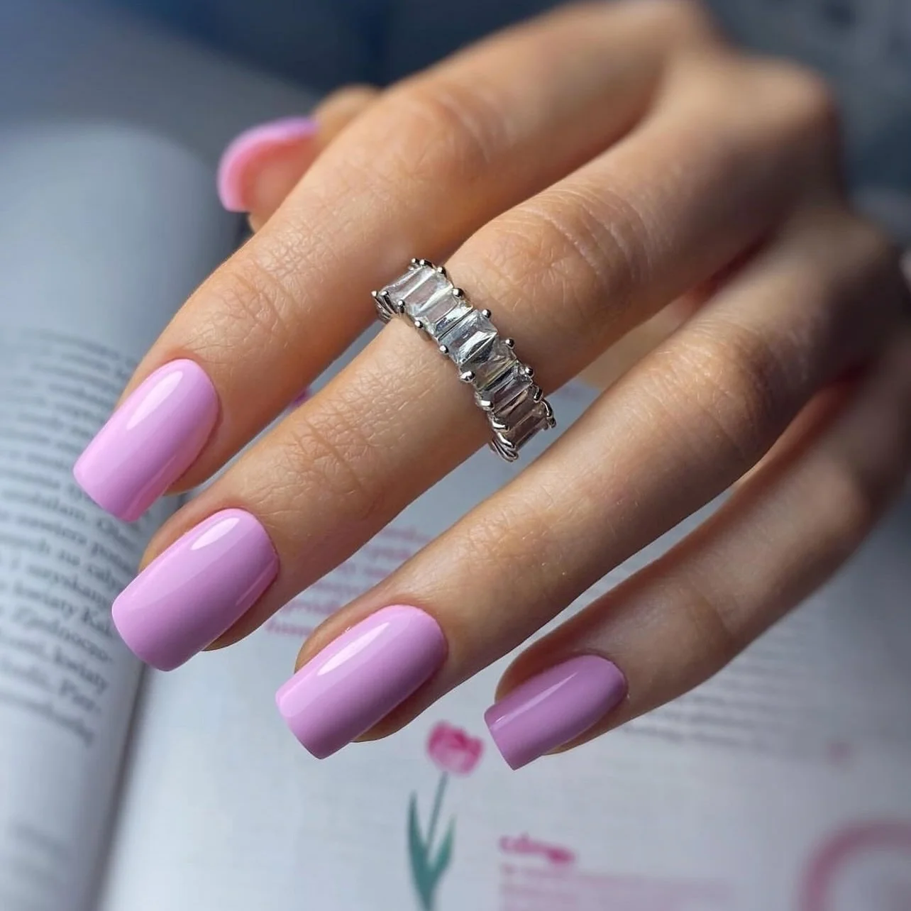 24 Rich Girl Nail Ideas for 2026 That Look Effortlessly Polished