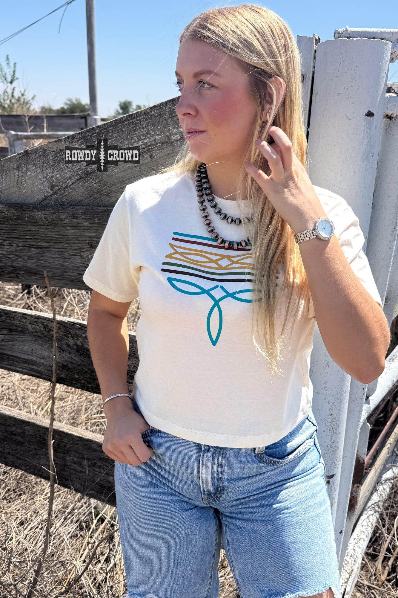 Cream Graphic T-Shirt and Blue Denim Shorts — Coastal Cowgirl Outfits