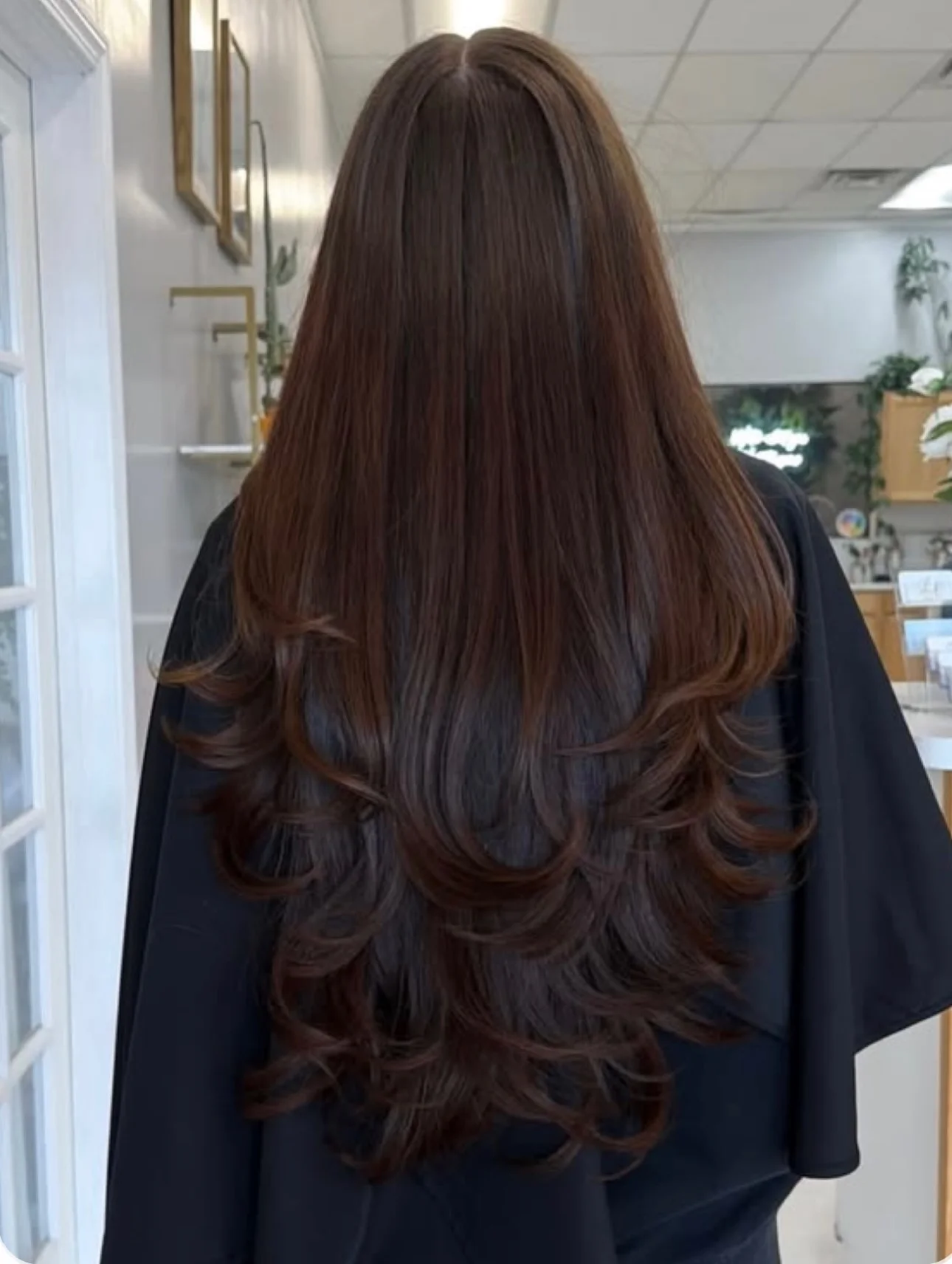 23 Best Layered Haircuts for Long Hair to Try