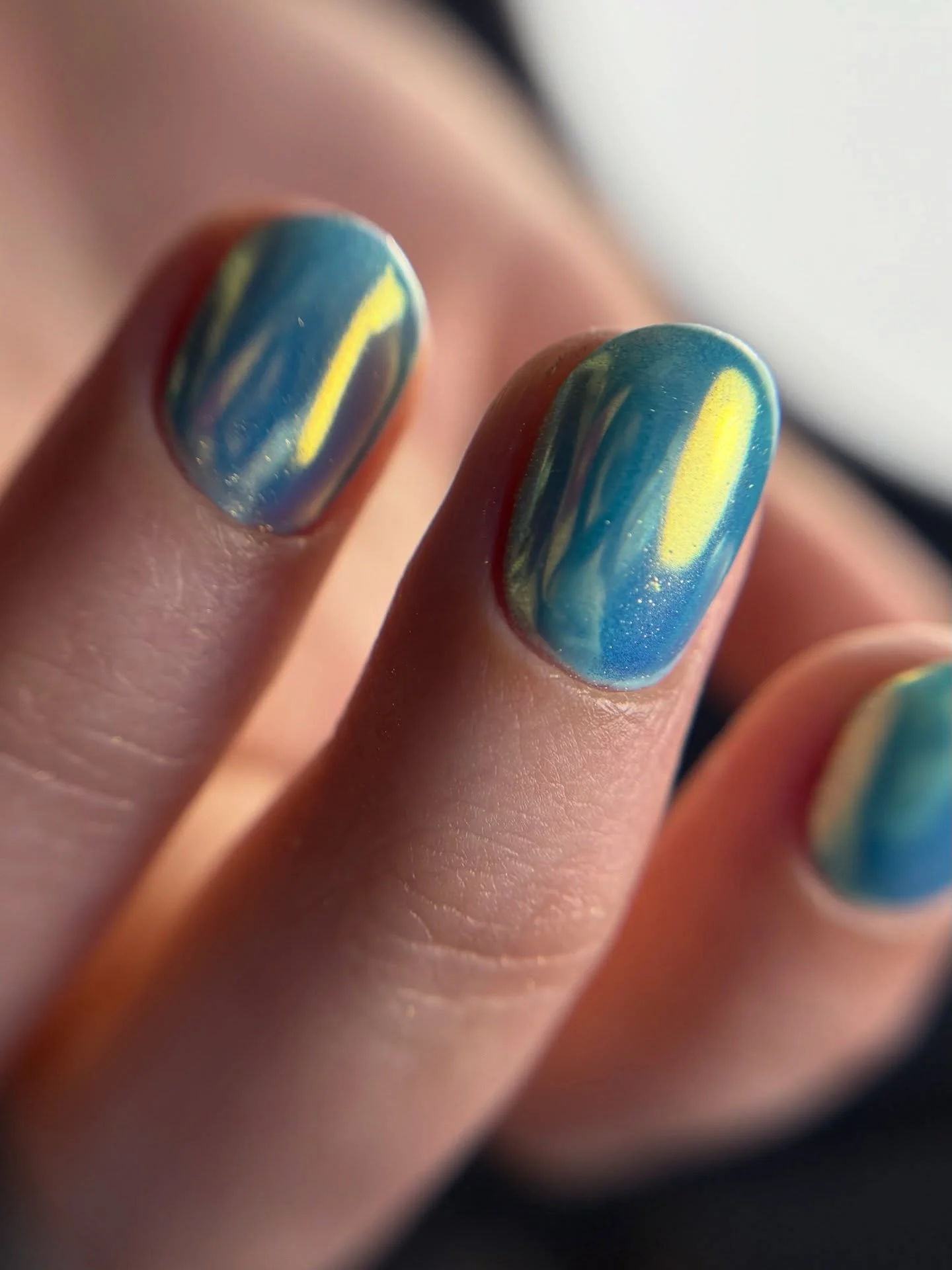 26 Pearl Nails With Iridescent Glossy Elegant Finish: The New Chic Nail Trend