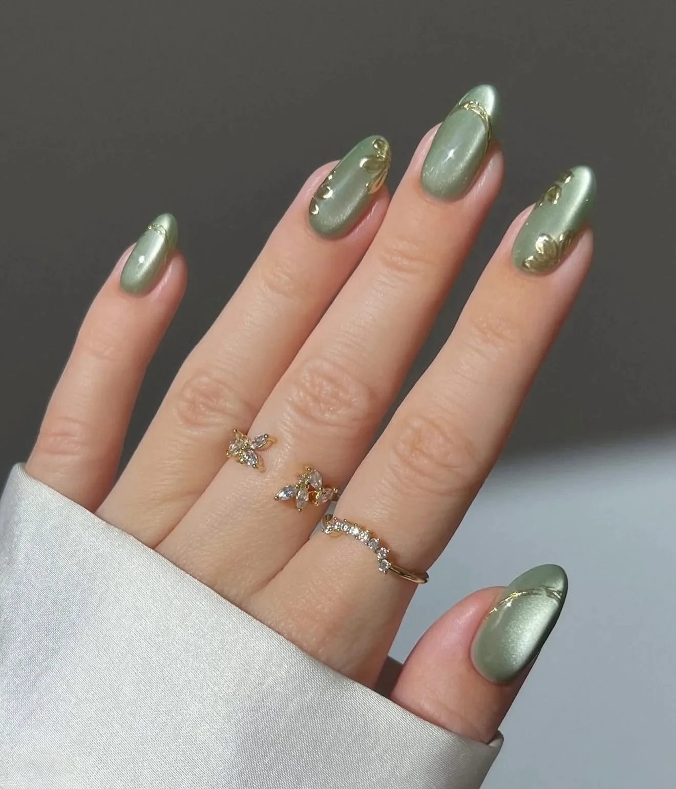 27 Modern Manicure Colors To Try for a Chic and Trendy Look