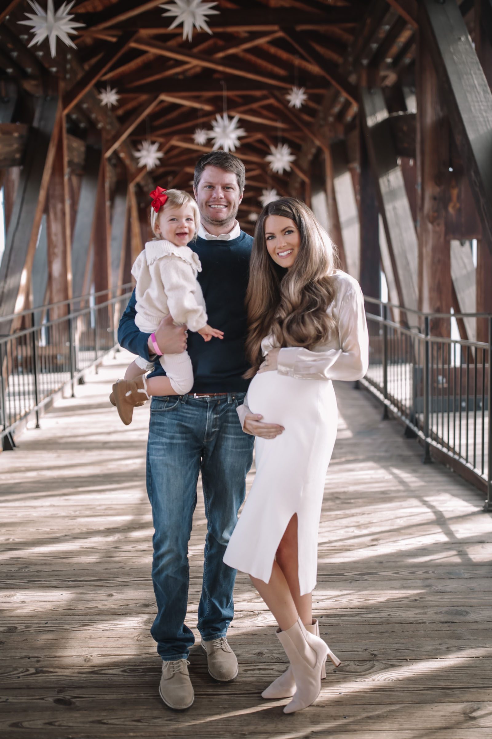 Family Outfit Ideas for Holiday Photos - Southern Curls & Pearls