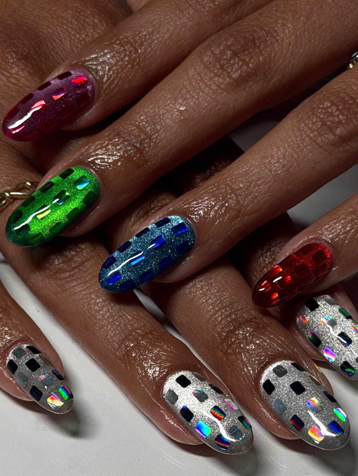Glossy Visual Idea Glossy Visual Idea — Concert Nails
