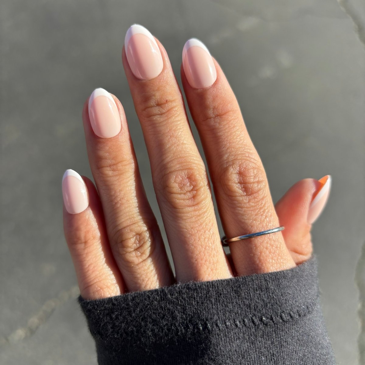 Medium Oval Classic French Press Ons — Press On Nails