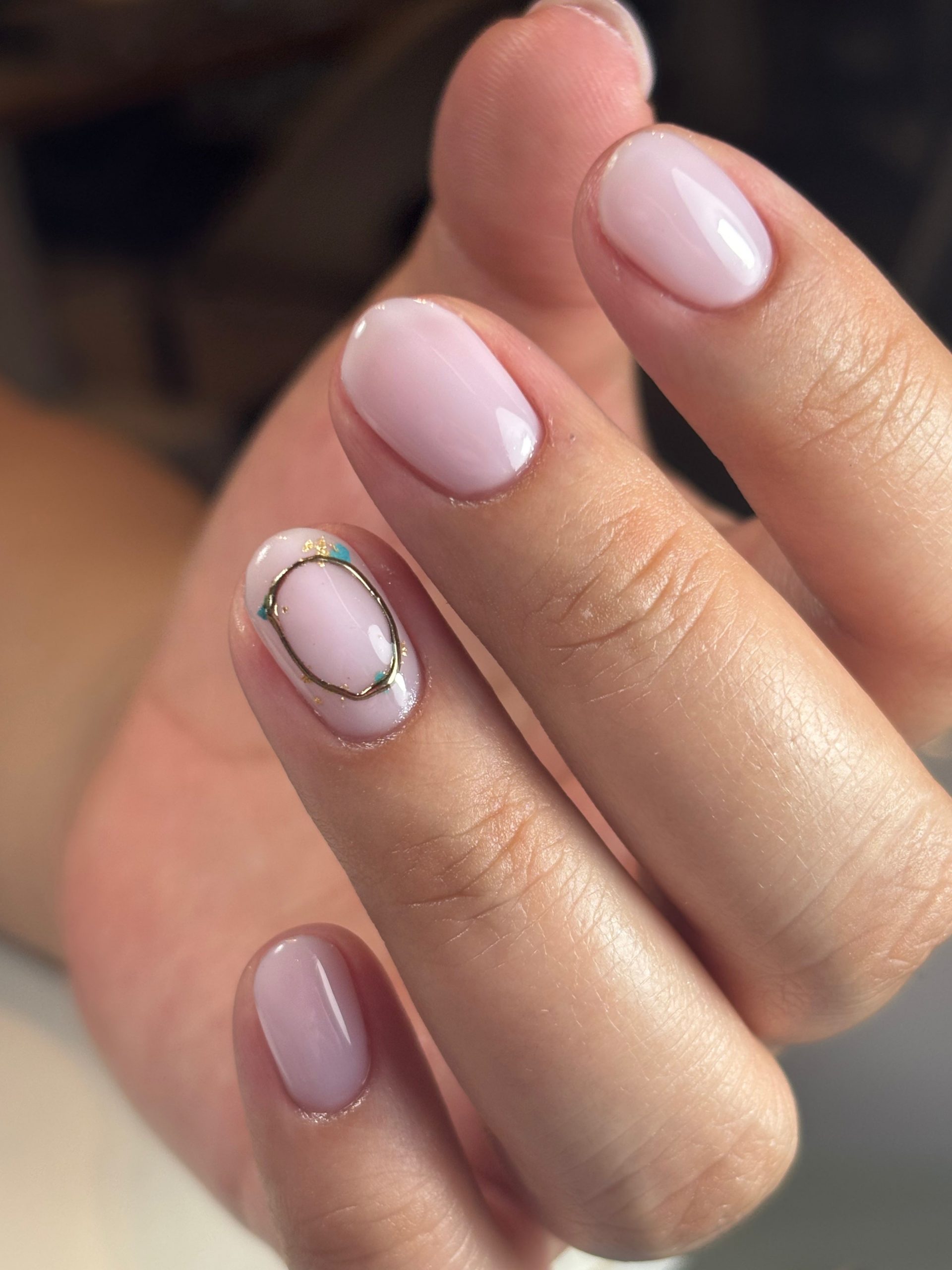 Milky Pink Gold Foil Accent — Short Round Nails